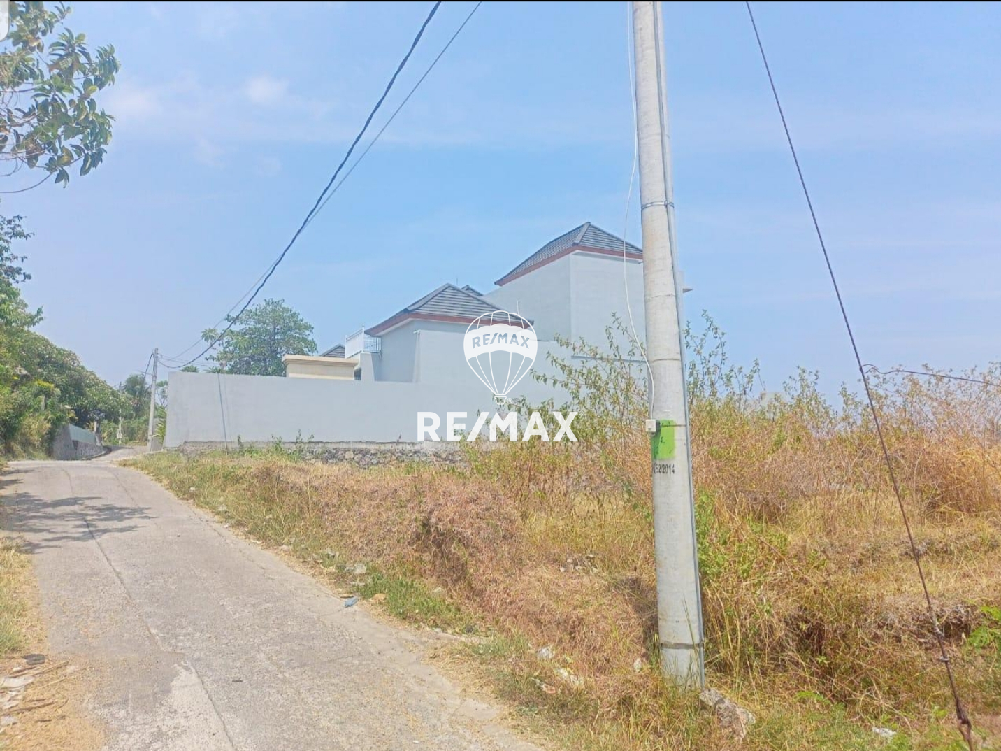 DIJUAL TANAH KAVLING DEKAT LOVINA, DAN DI AREAL VILLA. SIAP BANGUN